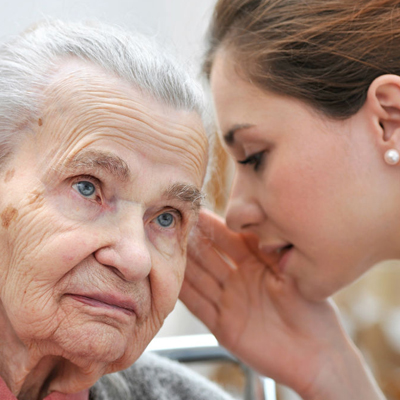 Demenza senile: come calmare l’anziano
